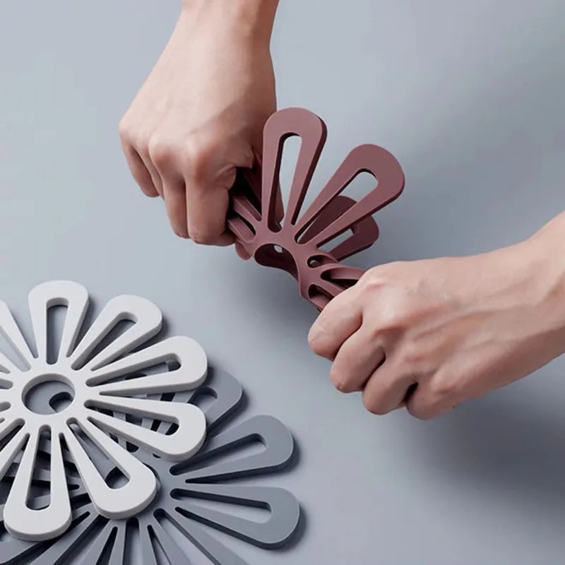 Flower-Shaped Heat-Resistant Pot Mat ā Eco-Friendly Insulation Coaster for Hot Pots, Pans, and Dishes | Kitchen Trivet Hot Pad
