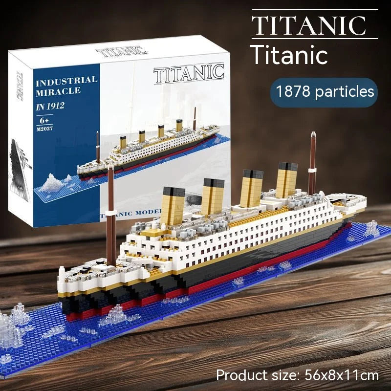 Titanic Giant Ship Building Blocks Set - Luxury Iceberg Cruise Wreck Model for Adults & Kids 6+ | DIY Bricks Toys for Collectors & Fans 🚢❄️