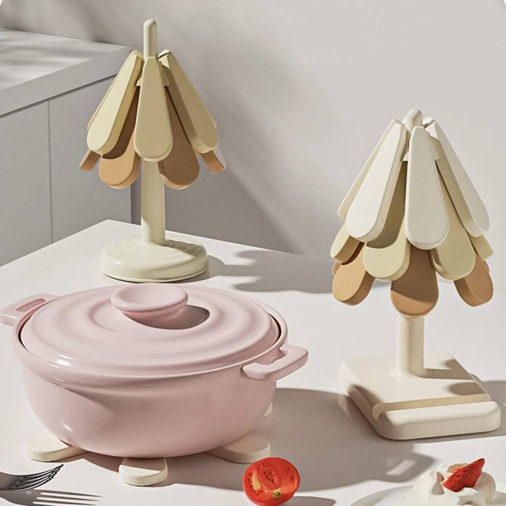 Silicone Tree-Shaped Heat-Resistant Mat - Collapsible Anti-Scalding Pads, Hot Dish Coasters & Washable Placemats for Dining Table 🌿🔥